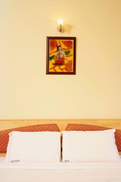 P R Pride Inn Pondicherry Exteriör bild